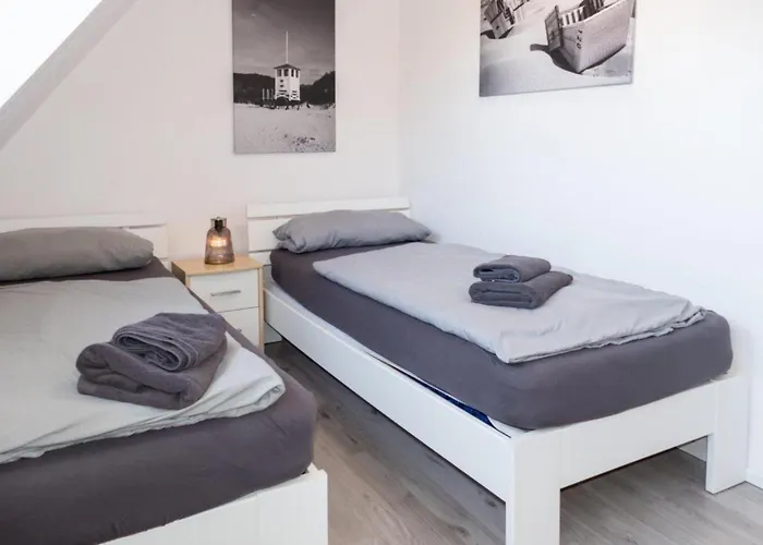 Strandhuus 10 - West 아파트 *